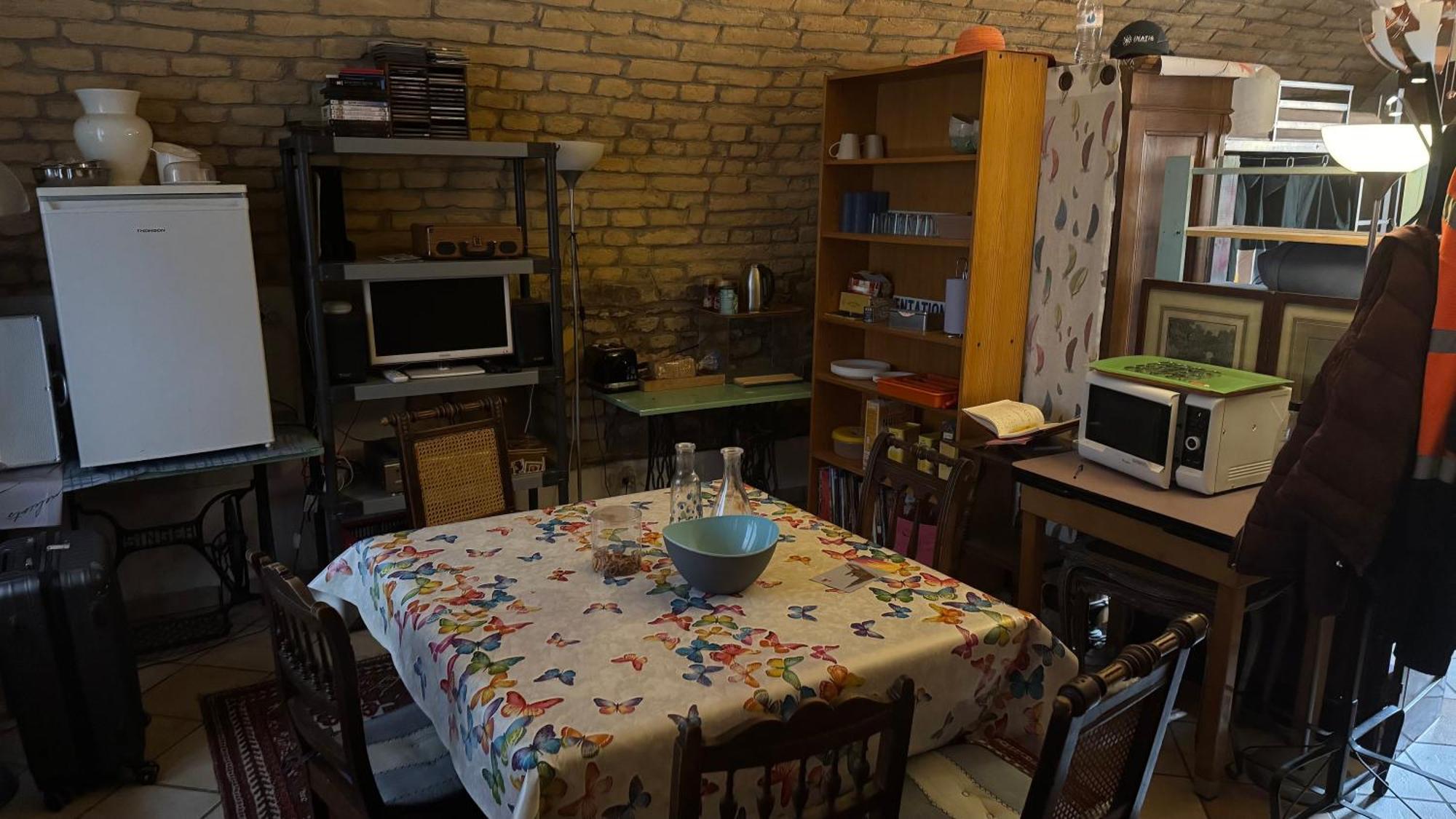 Brant Academy Petite France Hostel สตราสบูร์ก ภายนอก รูปภาพ
